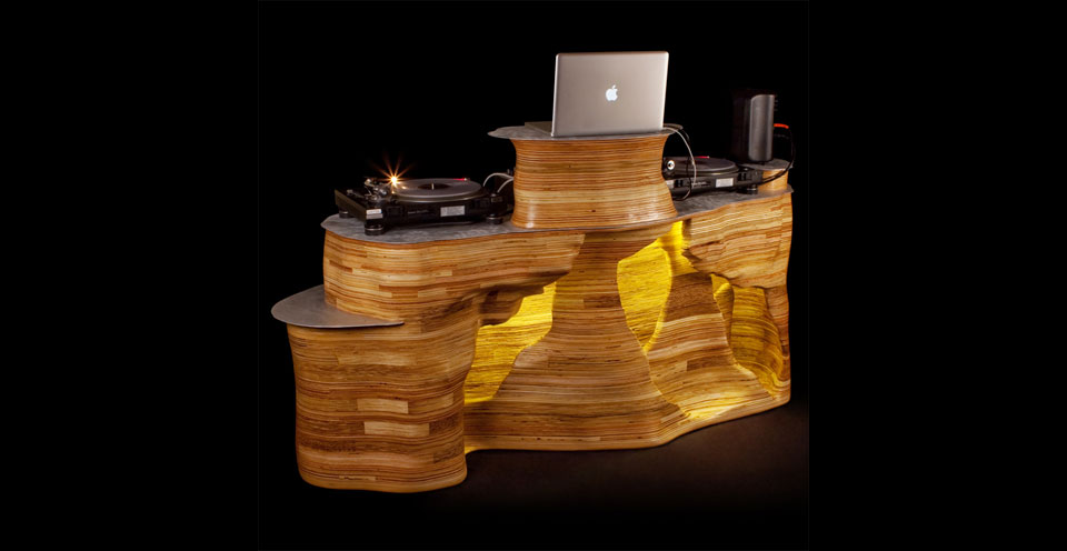 Sound Cave DJ Table